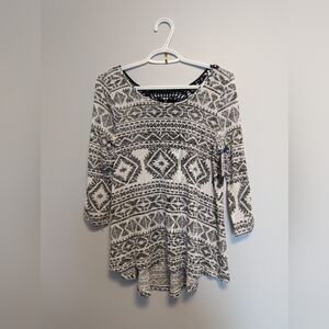 Warehouse One Medium 3/4 Sleeve Top NWT